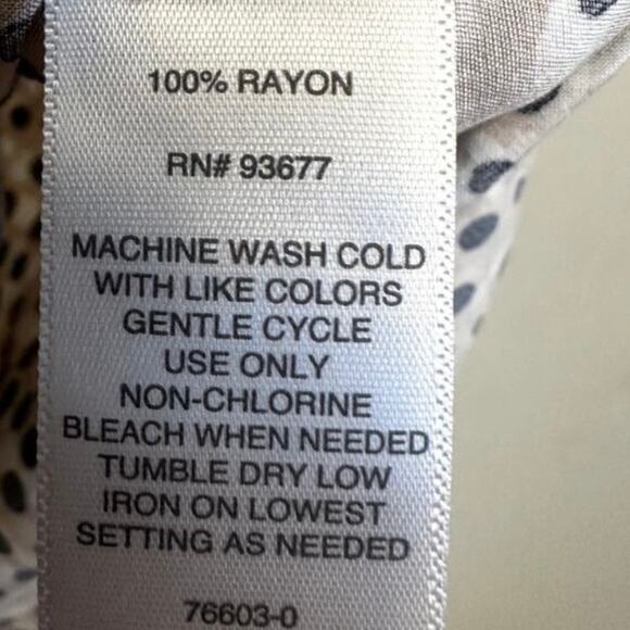 Liz Claiborne Polka Dot Blouse Size L Sleeveless Workwear Office Top Rayon - Picture 5 of 5